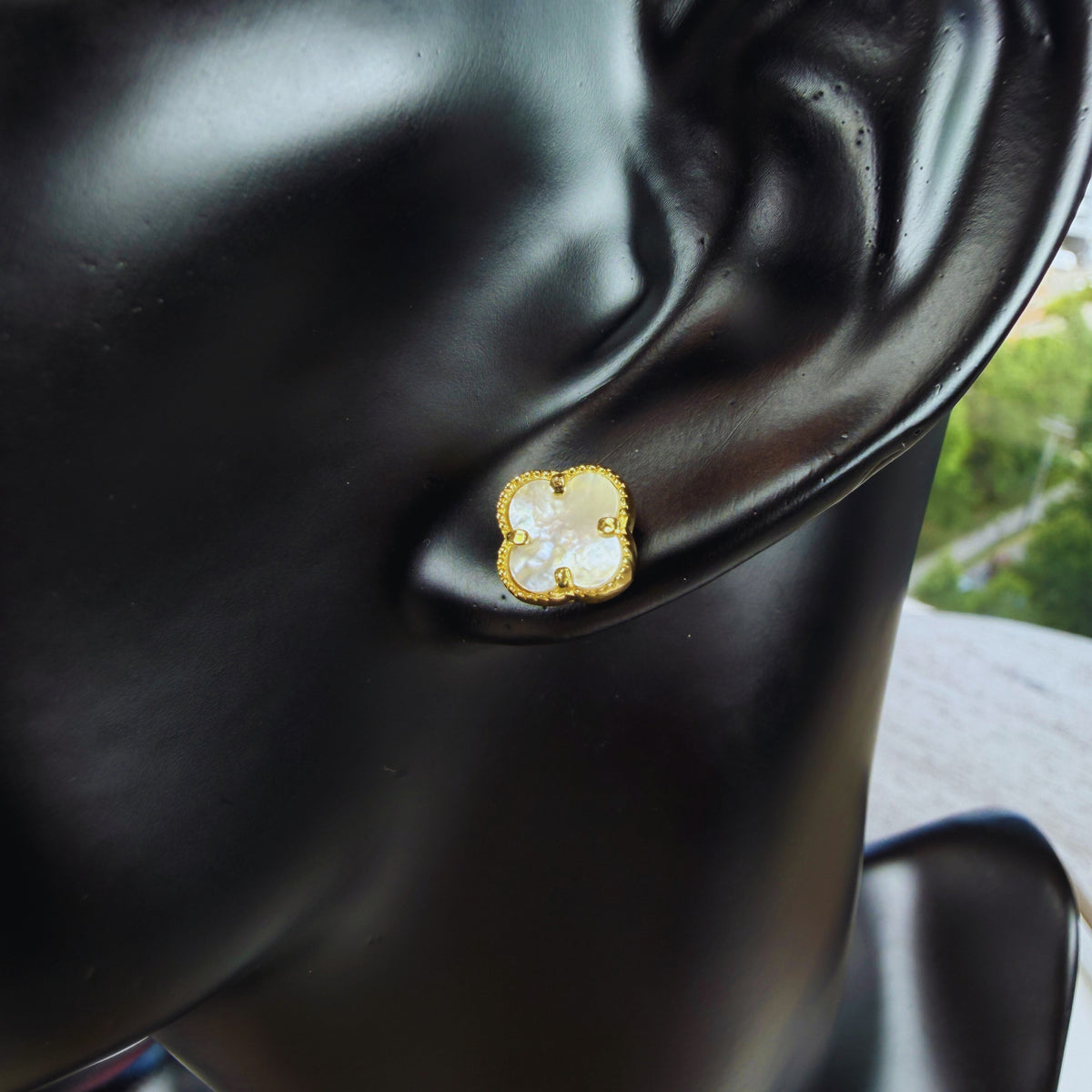 Aros Cortos Clover Diseño Original.