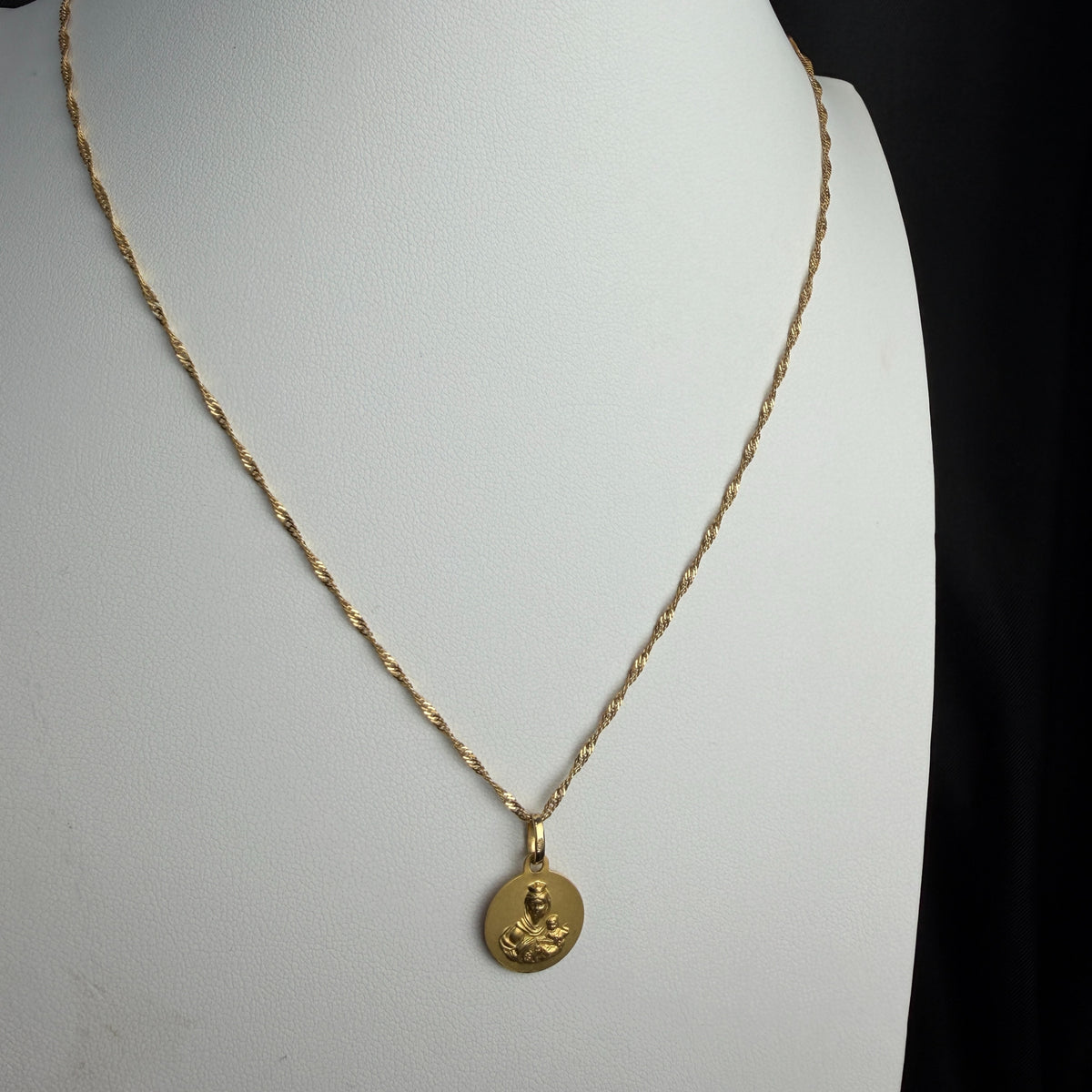 Cadena + Medalla Religiosa