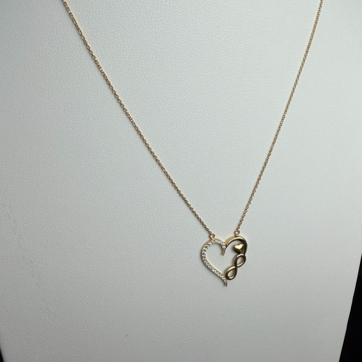 Collar Infinite Heart