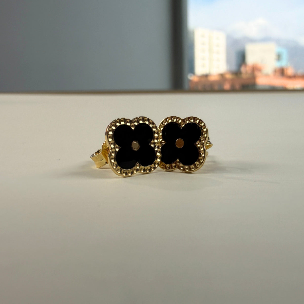 Aros cortos Black Clover 2.0