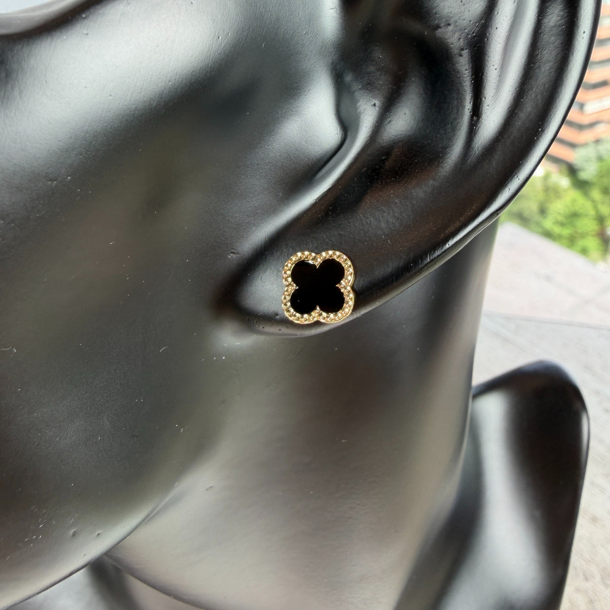 Aros Cortos  Black Clover