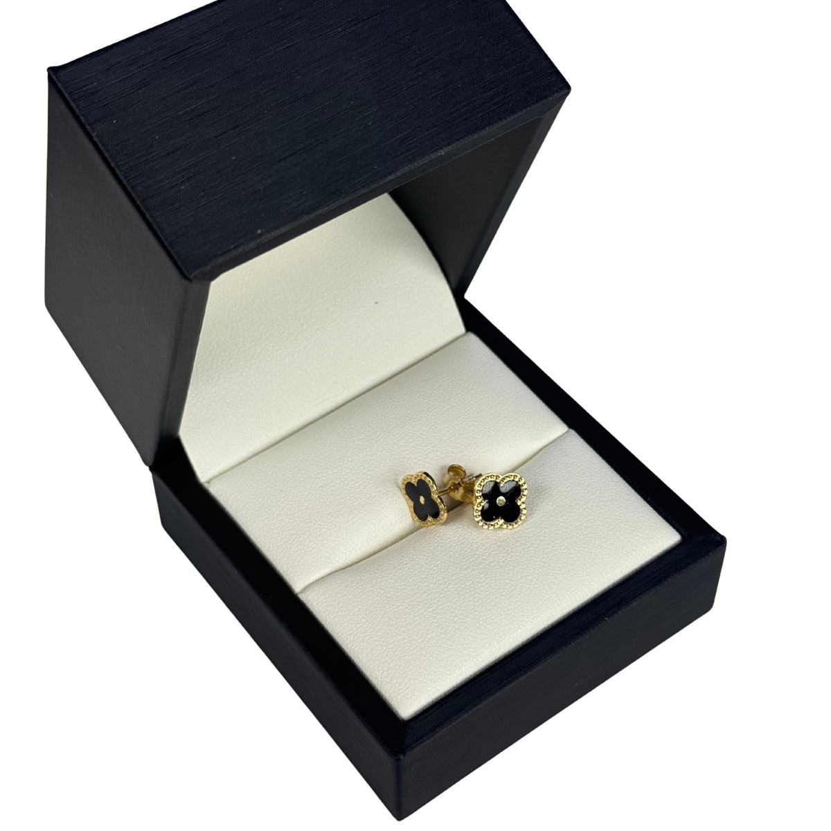 Aros cortos Black Clover 2.0